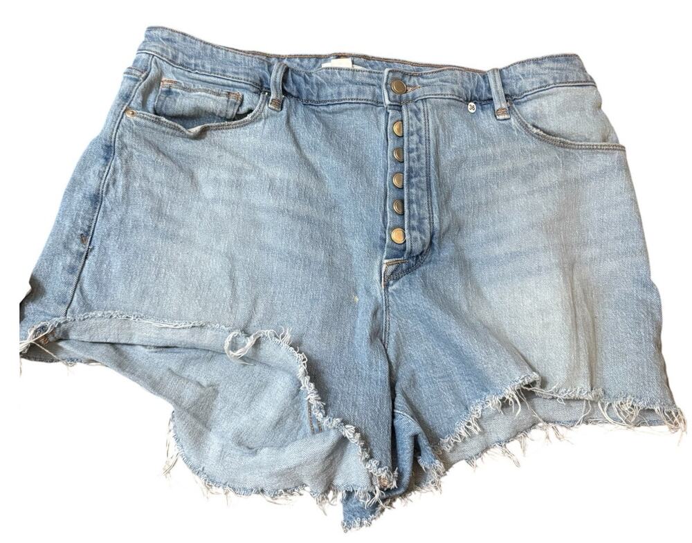 Good American High Rise Button Fly Cutoff Denim Shorts, Light Wash, Size 15